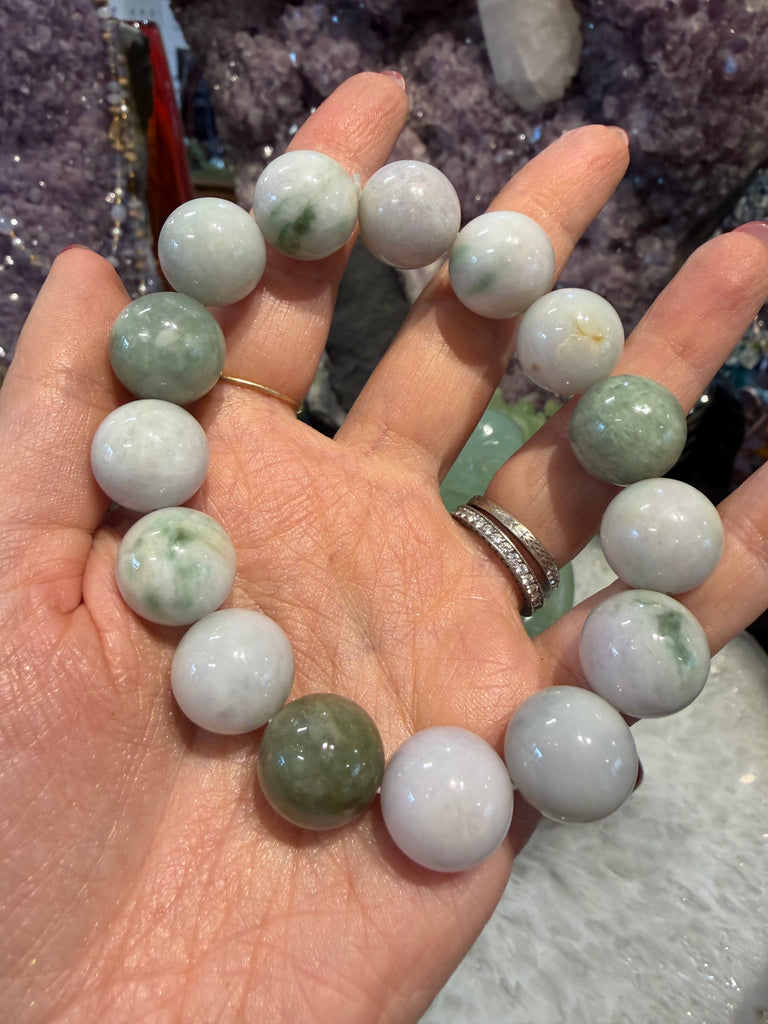 Lavender green Burma jadeite jade 15mm gemstone bead bracelet