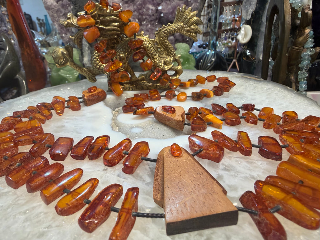 Vintage mid century mod amber & wood necklace