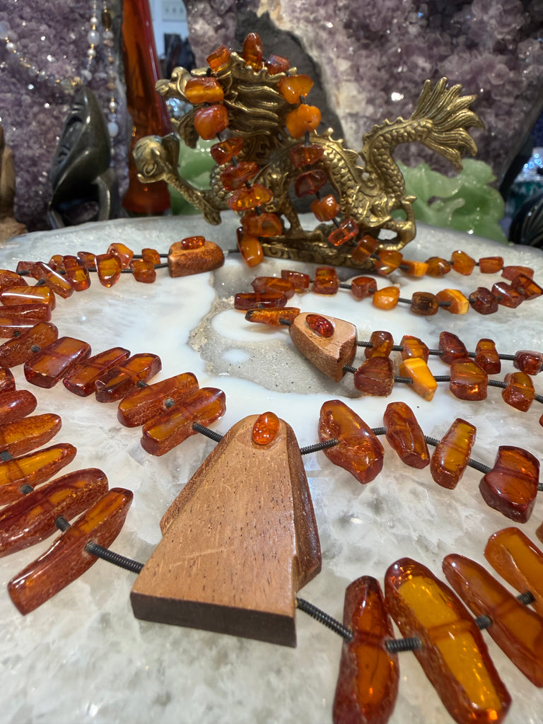 Vintage mid century mod amber & wood necklace