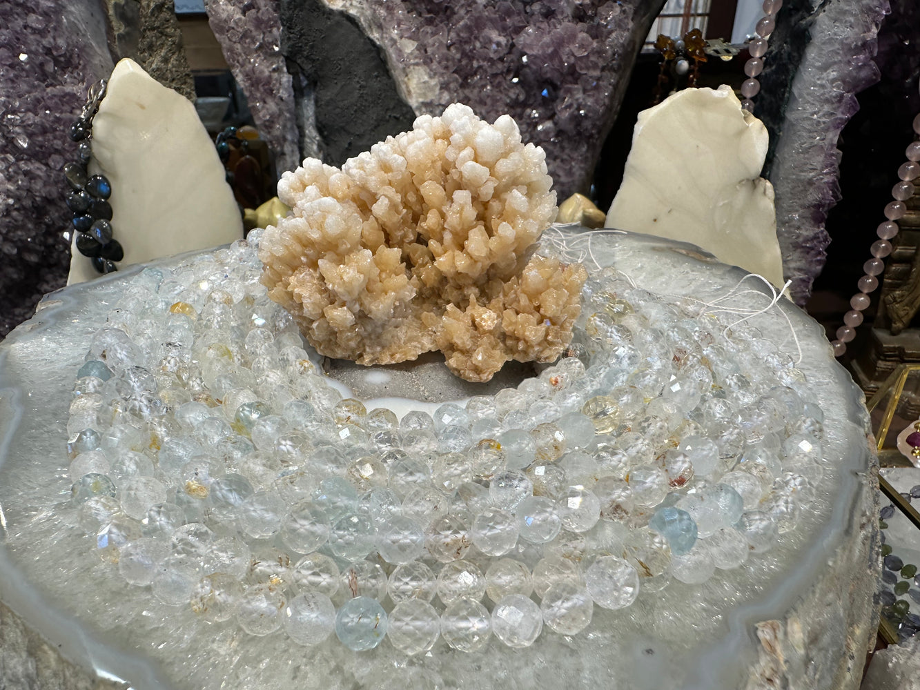 Beautiful natural Topaz 8mm gemstone
