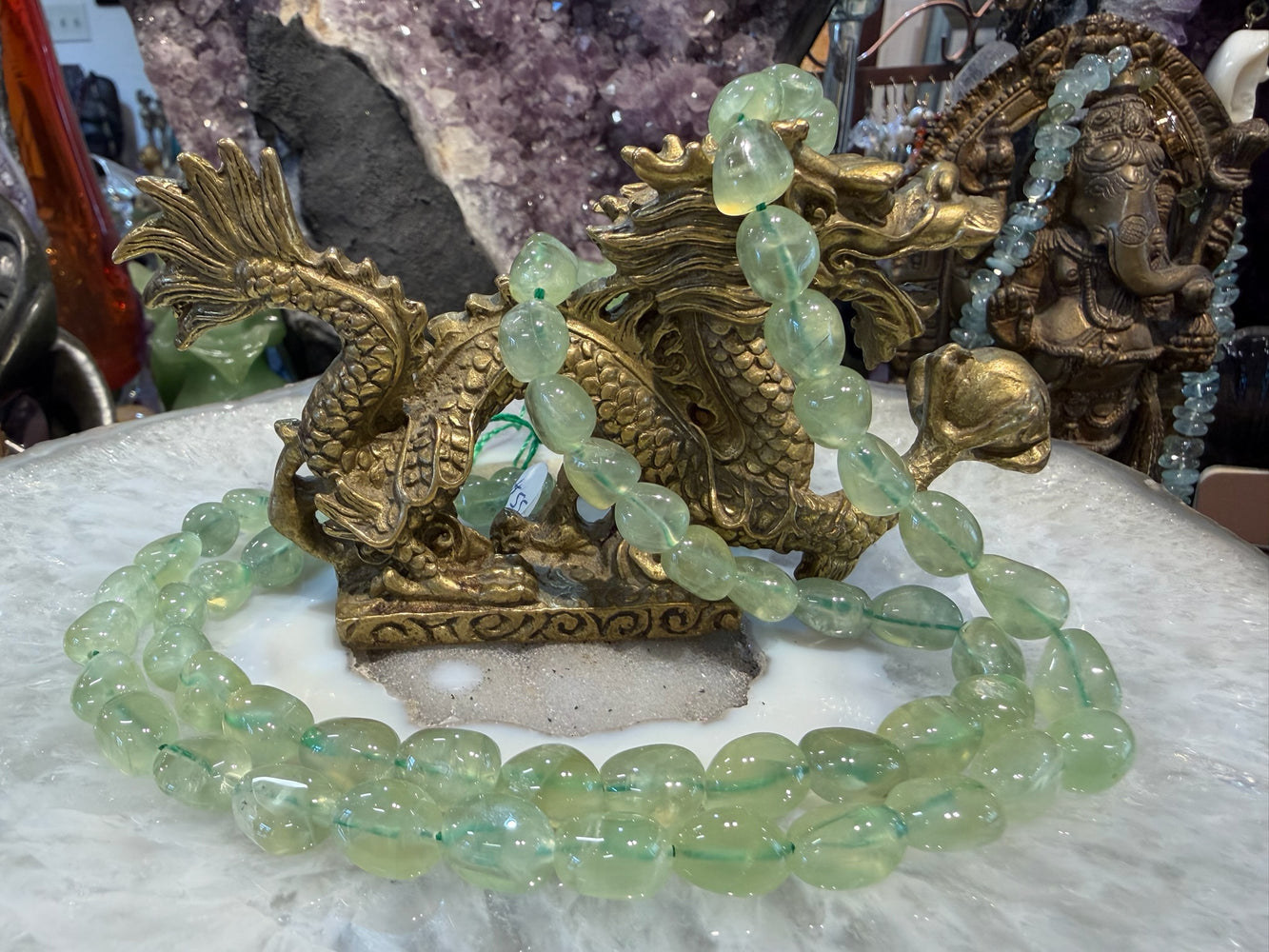Perles de pépites de préhnite vert vif
