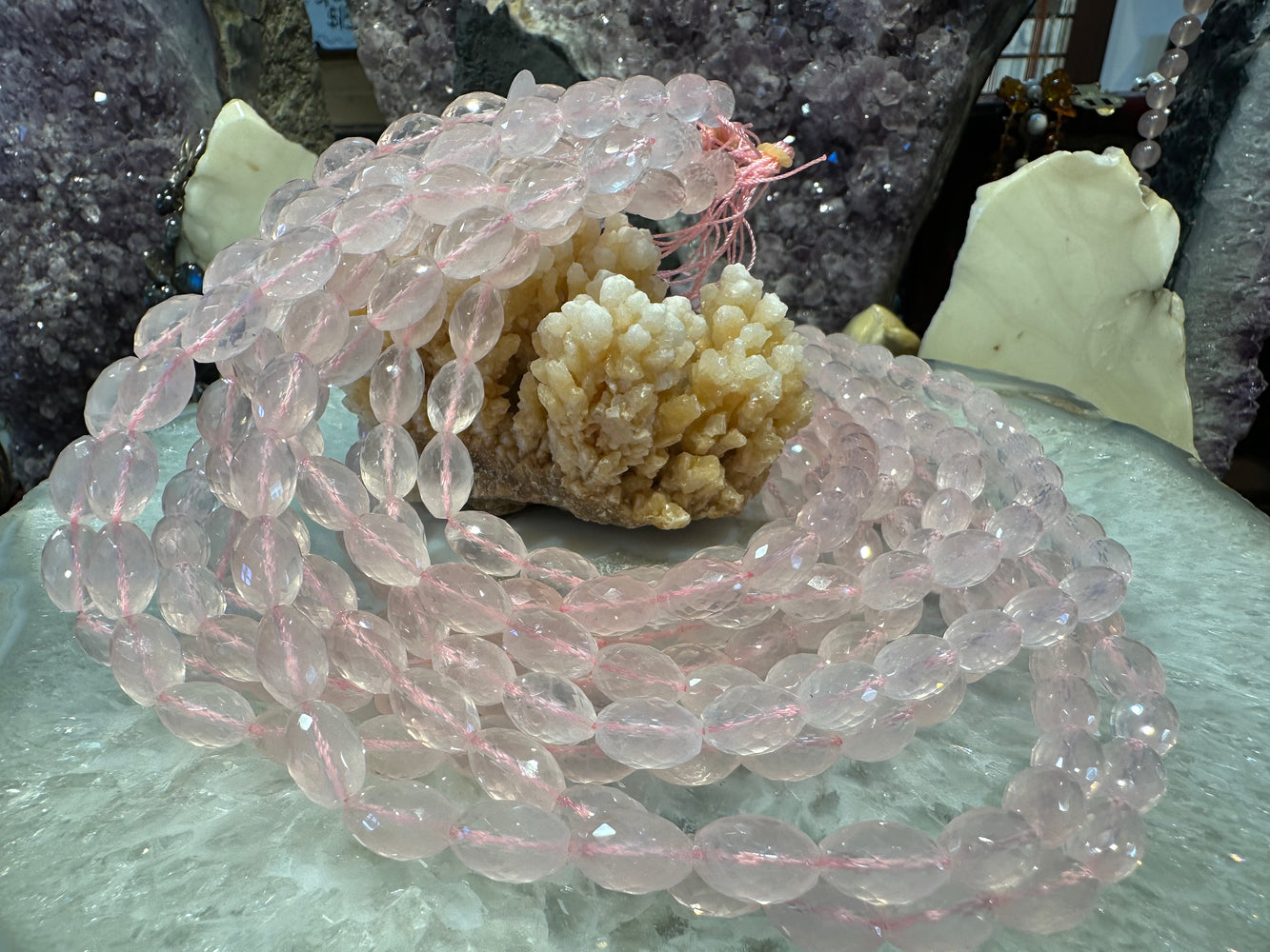 Rose quartz faceted oval 12mm gemstone