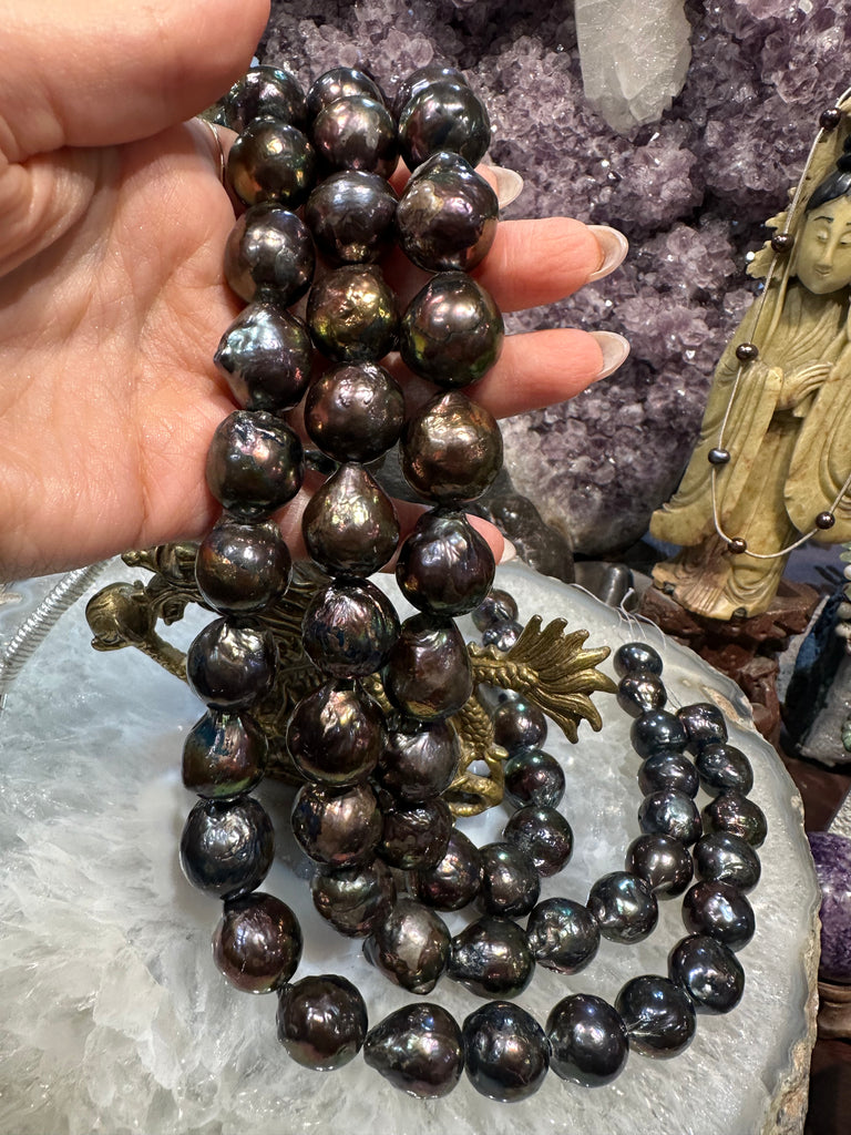 Large Peacock Baroque 15-19mm freshwater pearls