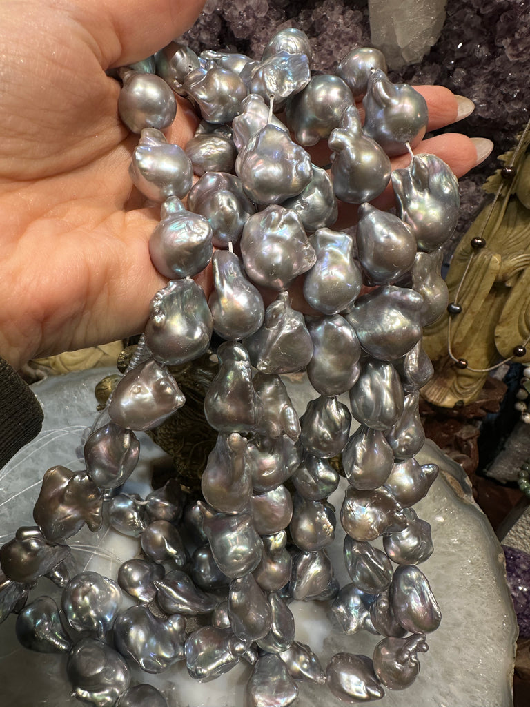 Beautiful silver baroque 17-25mm freshwater pearls