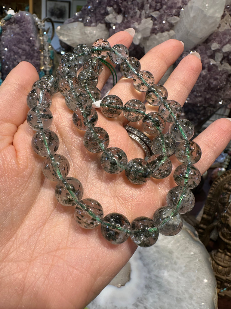 Green mica in quartz 10mm gemstone beads