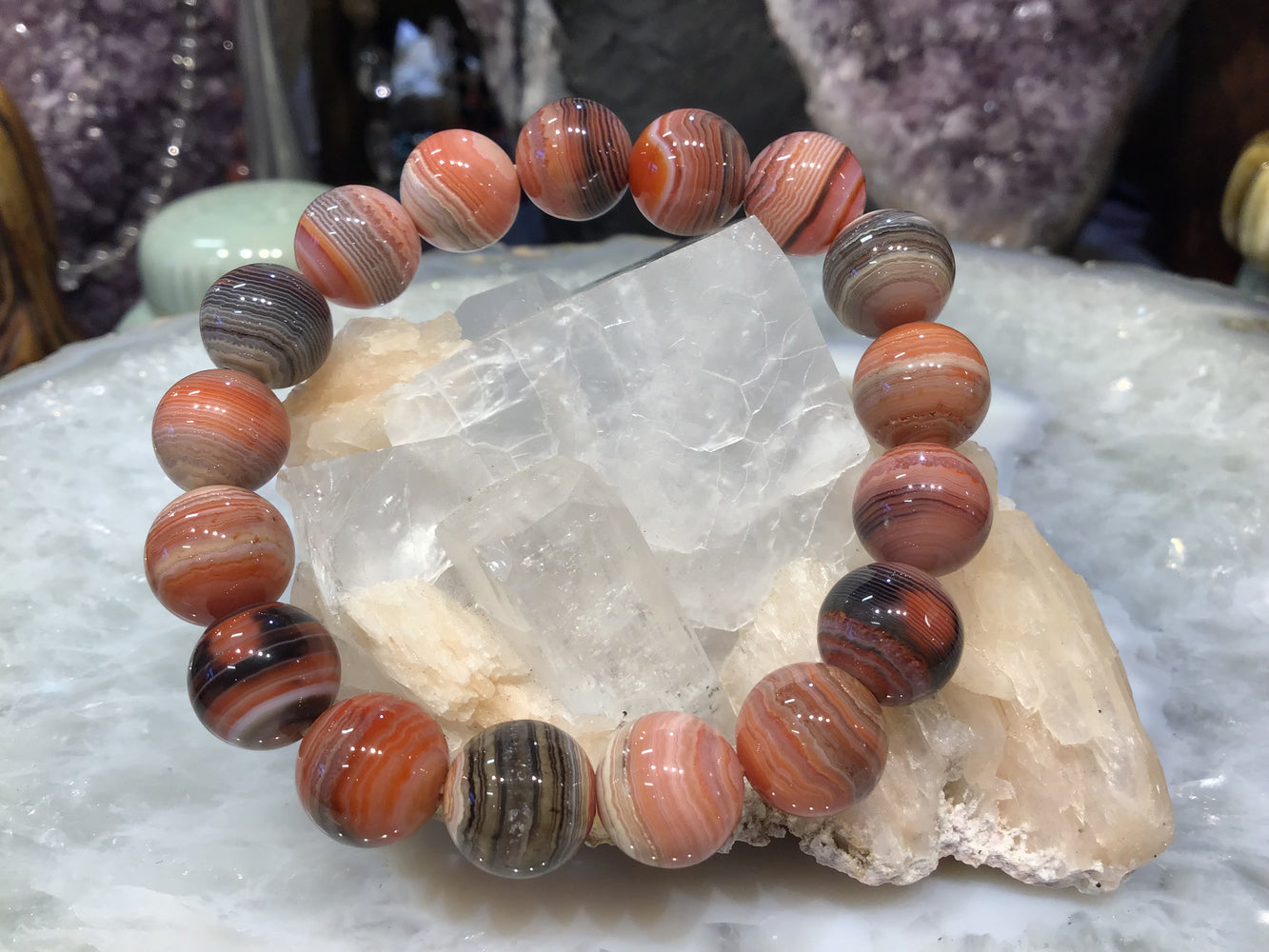 Beautiful Saturn agate 12mm gemstone bracelet #1
