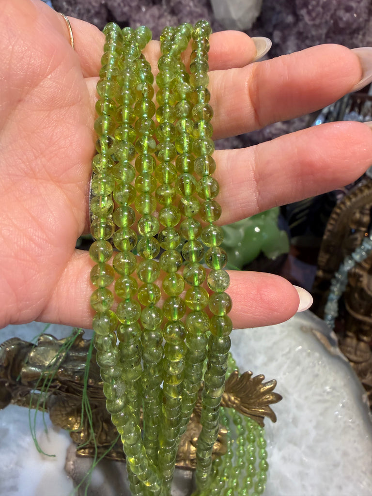 Peridot 5mm round gemstones