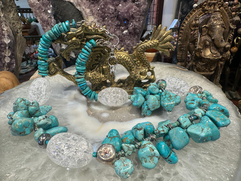 Superb Turquoise & clear quartz gemstone necklace