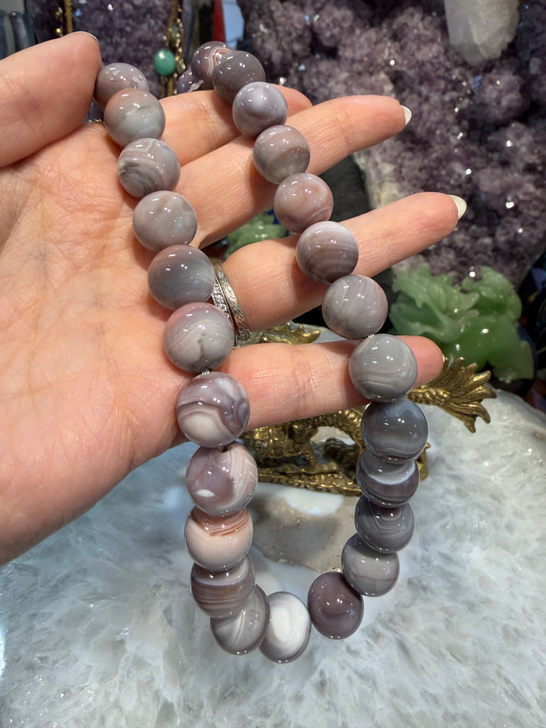 Beautiful Botswana agate 12mm swirl gemstone
