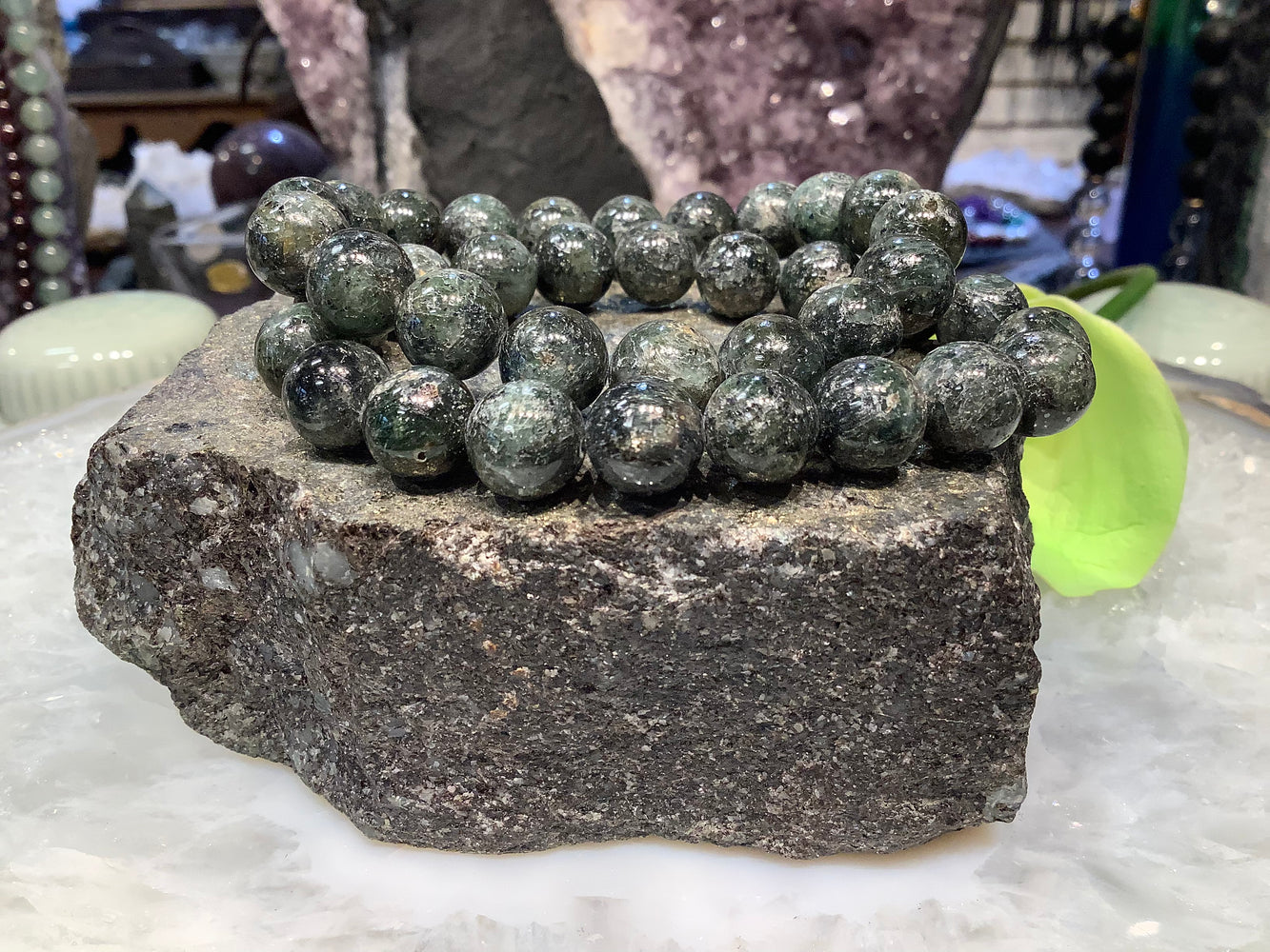 Natural Green kyanite 10mm gemstone bracelet