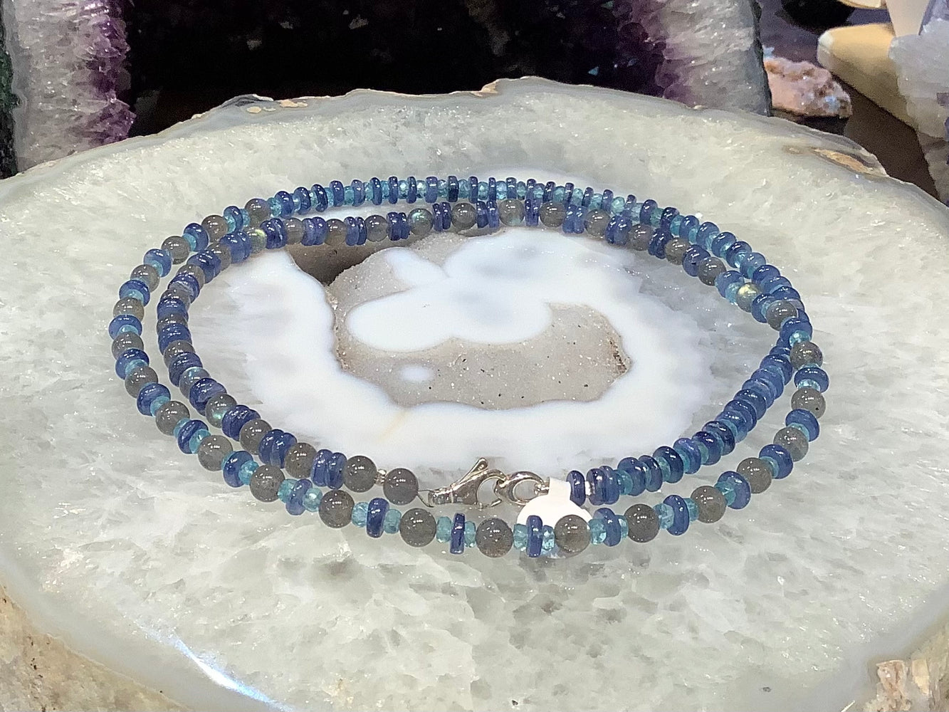 Superb Kyanite & labradorite gemstone necklace