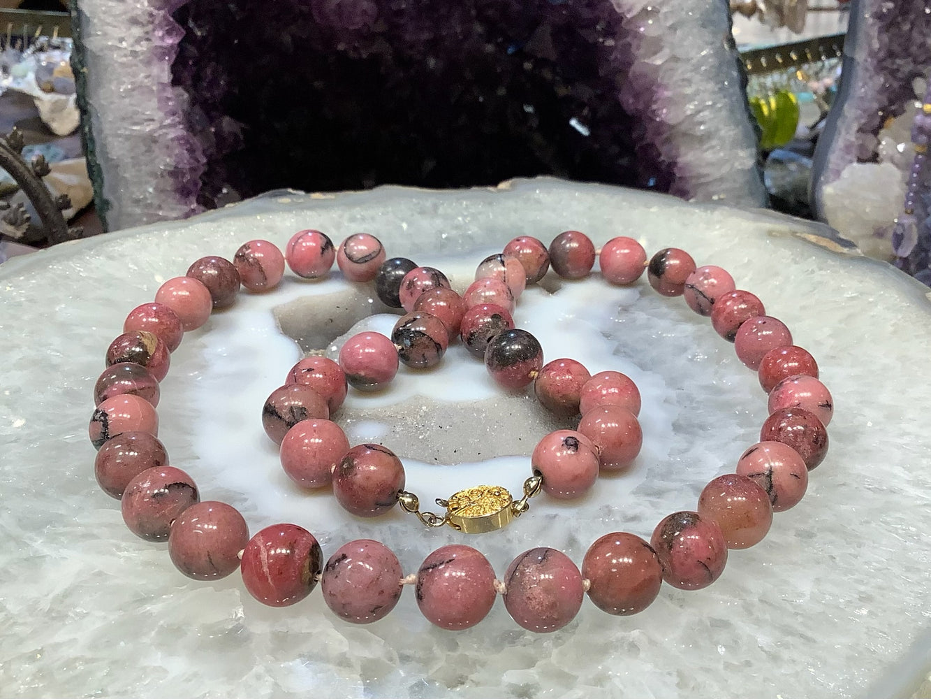 Stunning Vintage Pink Rhodonite Beads Knotted Necklace