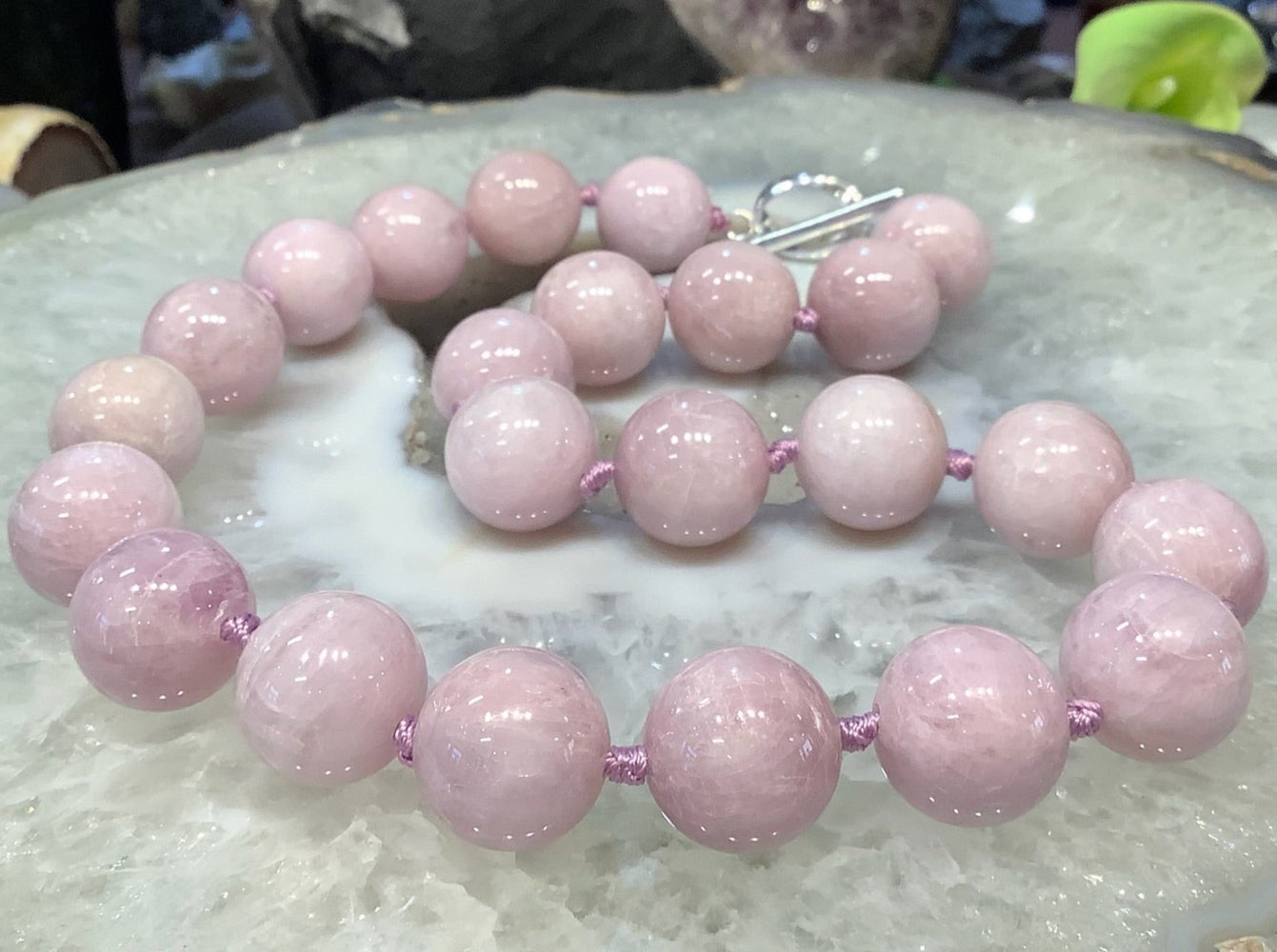 18mm Natural Pink Kunzite Round Gemstone Beads Necklace