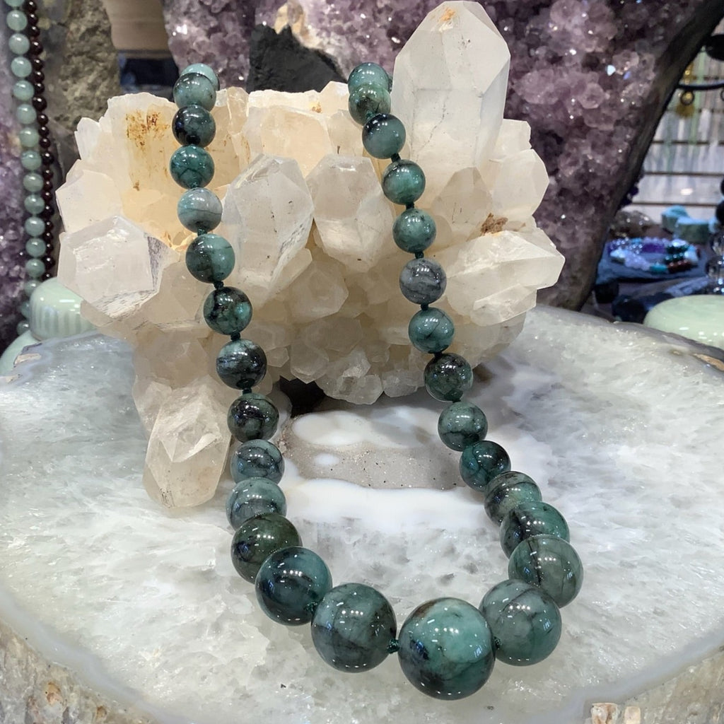Exquisite Natural Emerald Round Graduated Gemstone Knotted Necklace