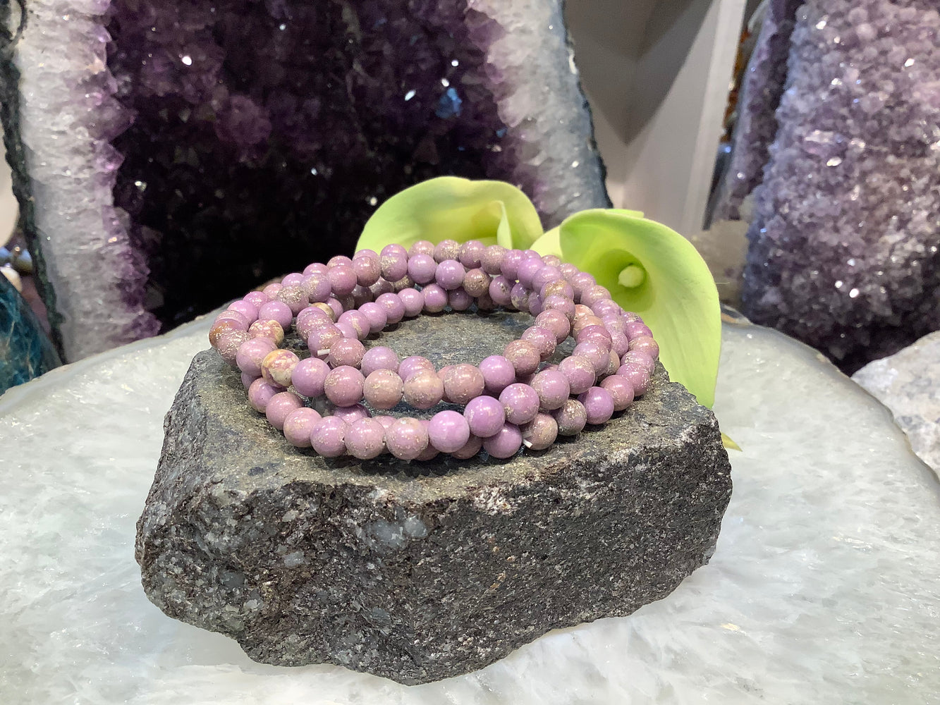 Phosphosiderite 6mm gemstone bracelet