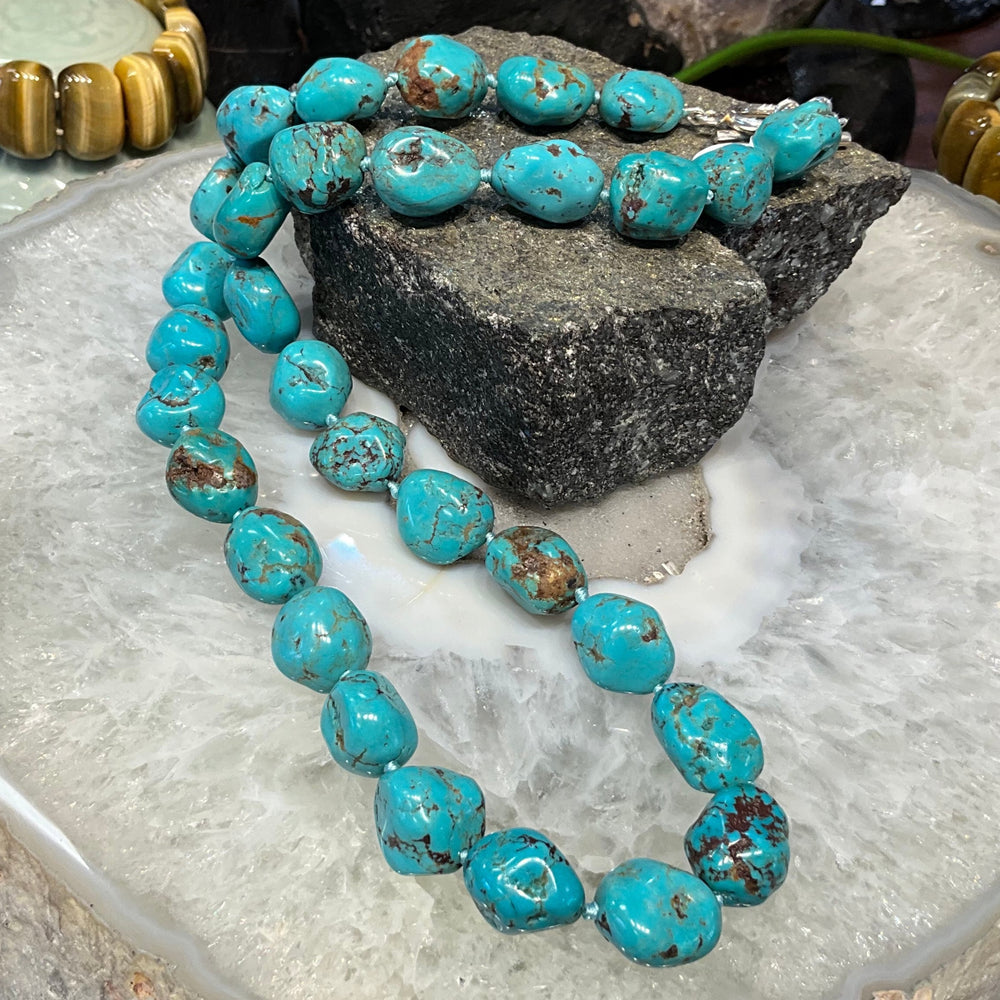 Beautiful Natural Turquoise Nugget Gemstone Knotted Necklace