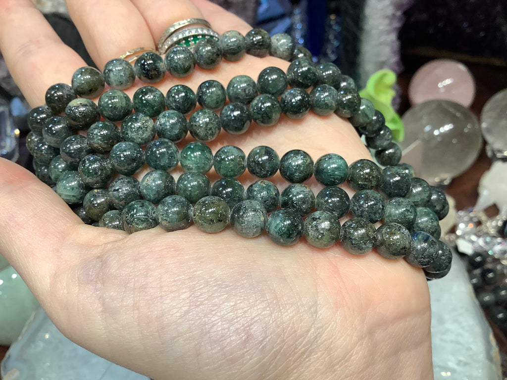 Natural Green kyanite 8mm round gemstones