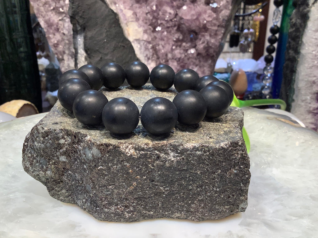 Matte onyx 15mm round gemstone bracelet