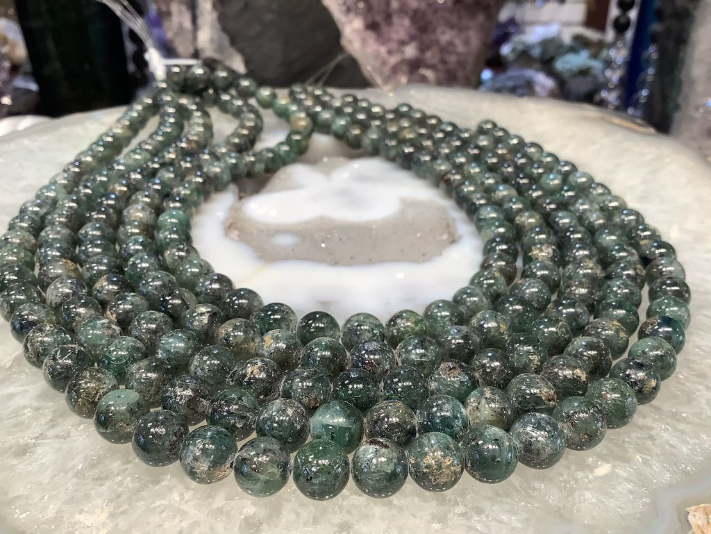 Green kyanite round gemstone beads- 10mm