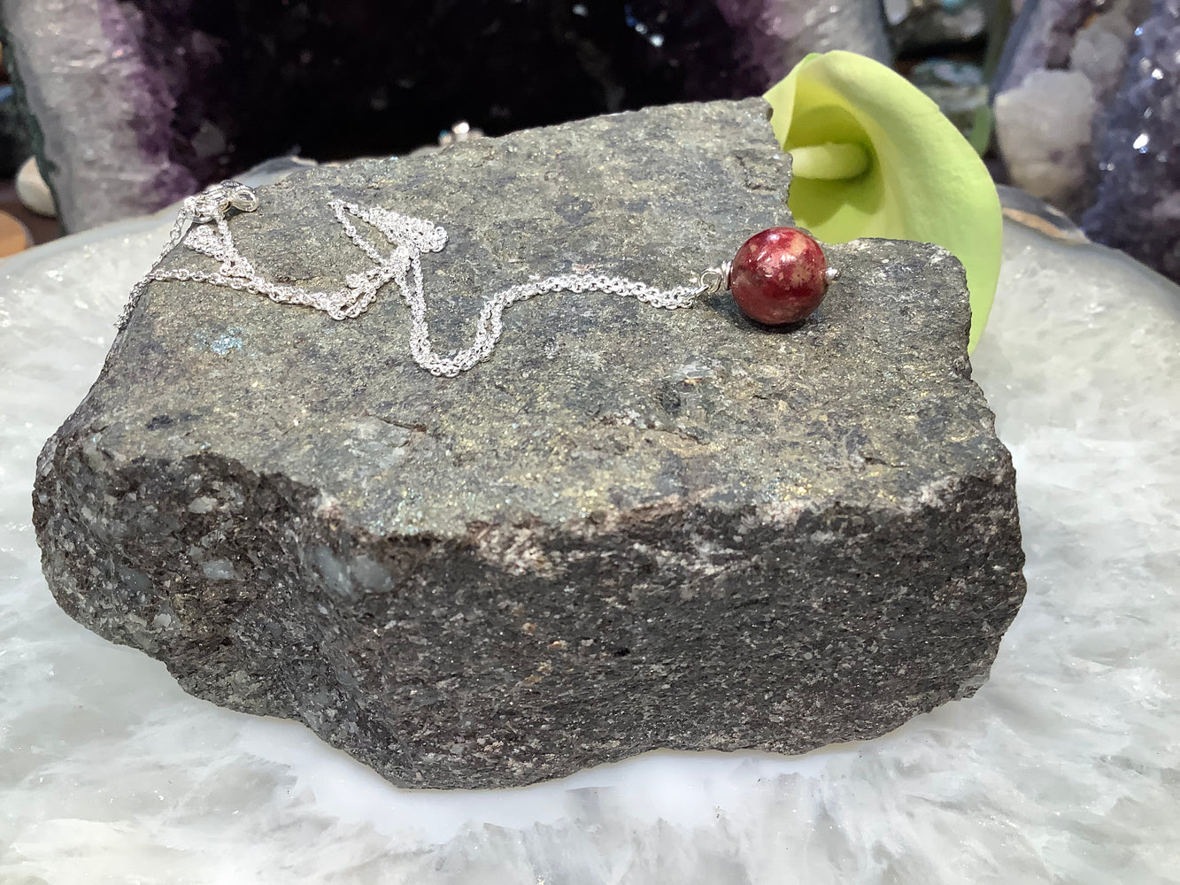 Thulite pendant gemstone necklace