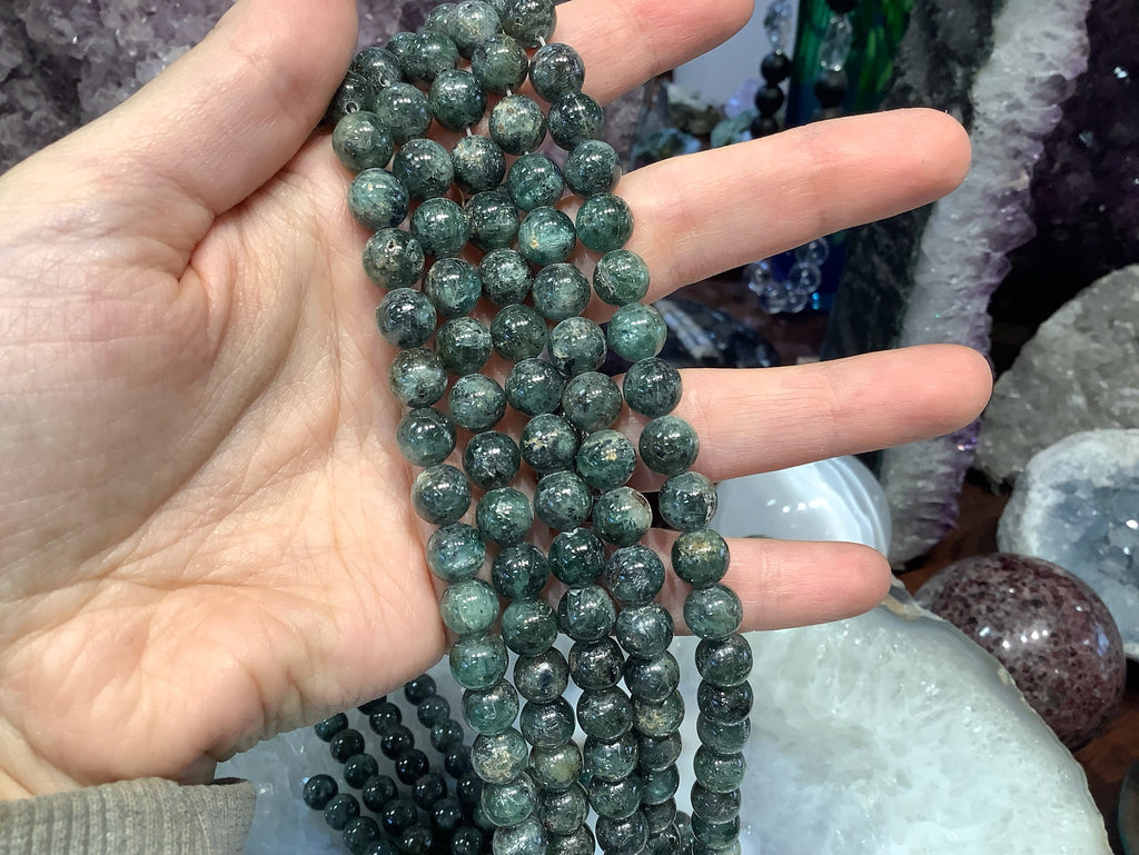 Green kyanite round gemstone beads- 10mm