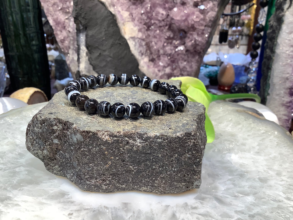 Banded black agate 8mm gemstone bracelet