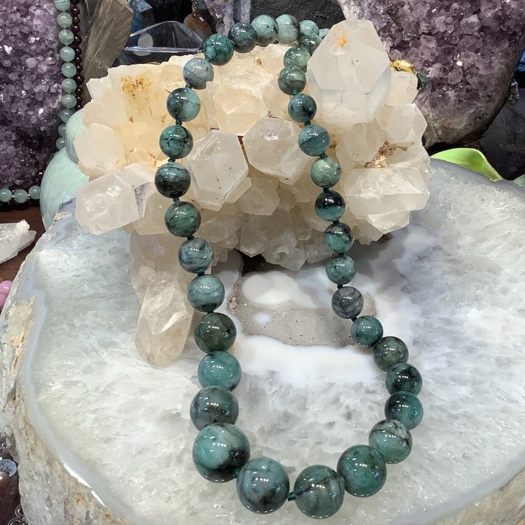 Exquisite Natural Emerald Round Graduated Gemstone Knotted Necklace
